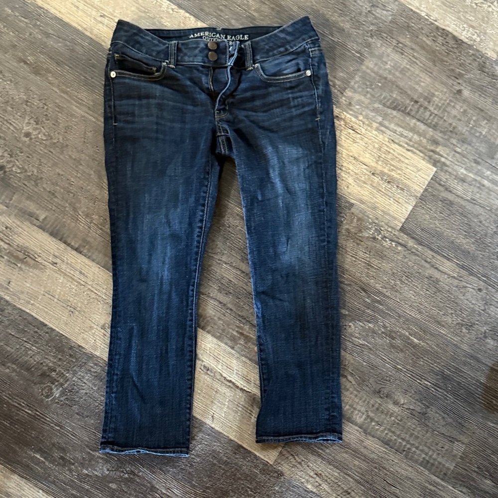 American Eagle Outfitters Women's Deep Indigo Cropped Jeans Size 6